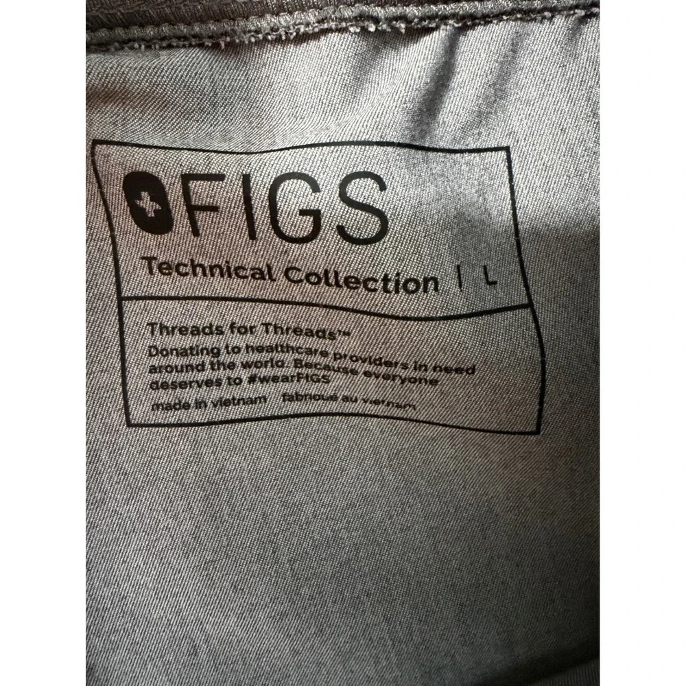 FIGS Zamora Jogger Scrub Pants Mens size Large Gray Technical Collection medical